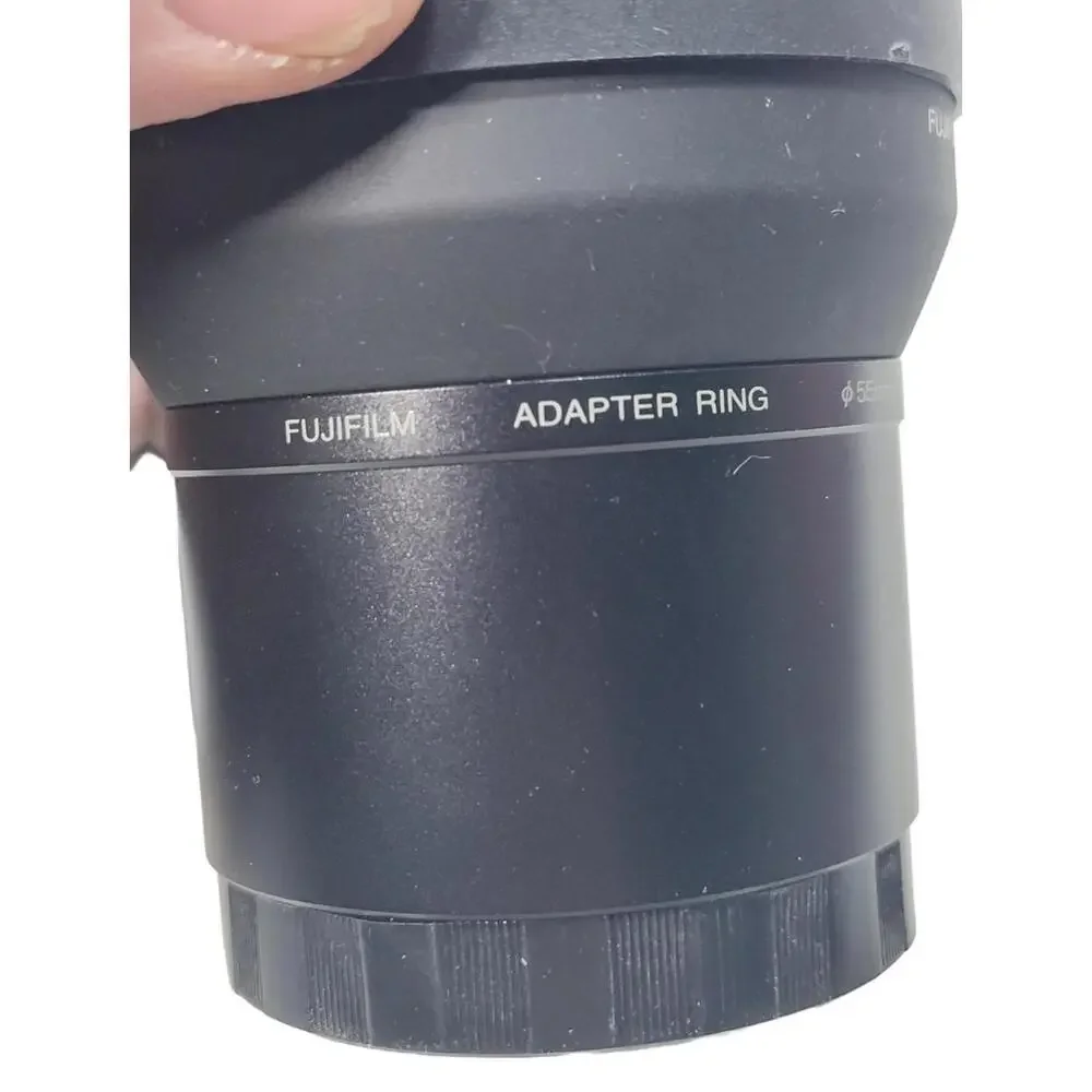 Fujifilm 0.79x Wide Conversion Lens for Finepix Cameras all black version